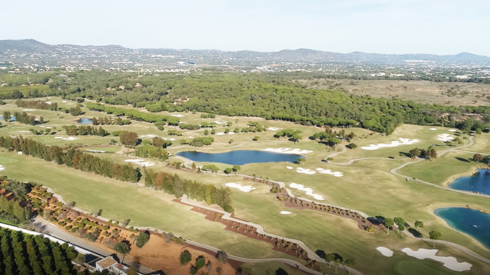 Portugal golf courses - Laranjal Golf Course - Photo 9